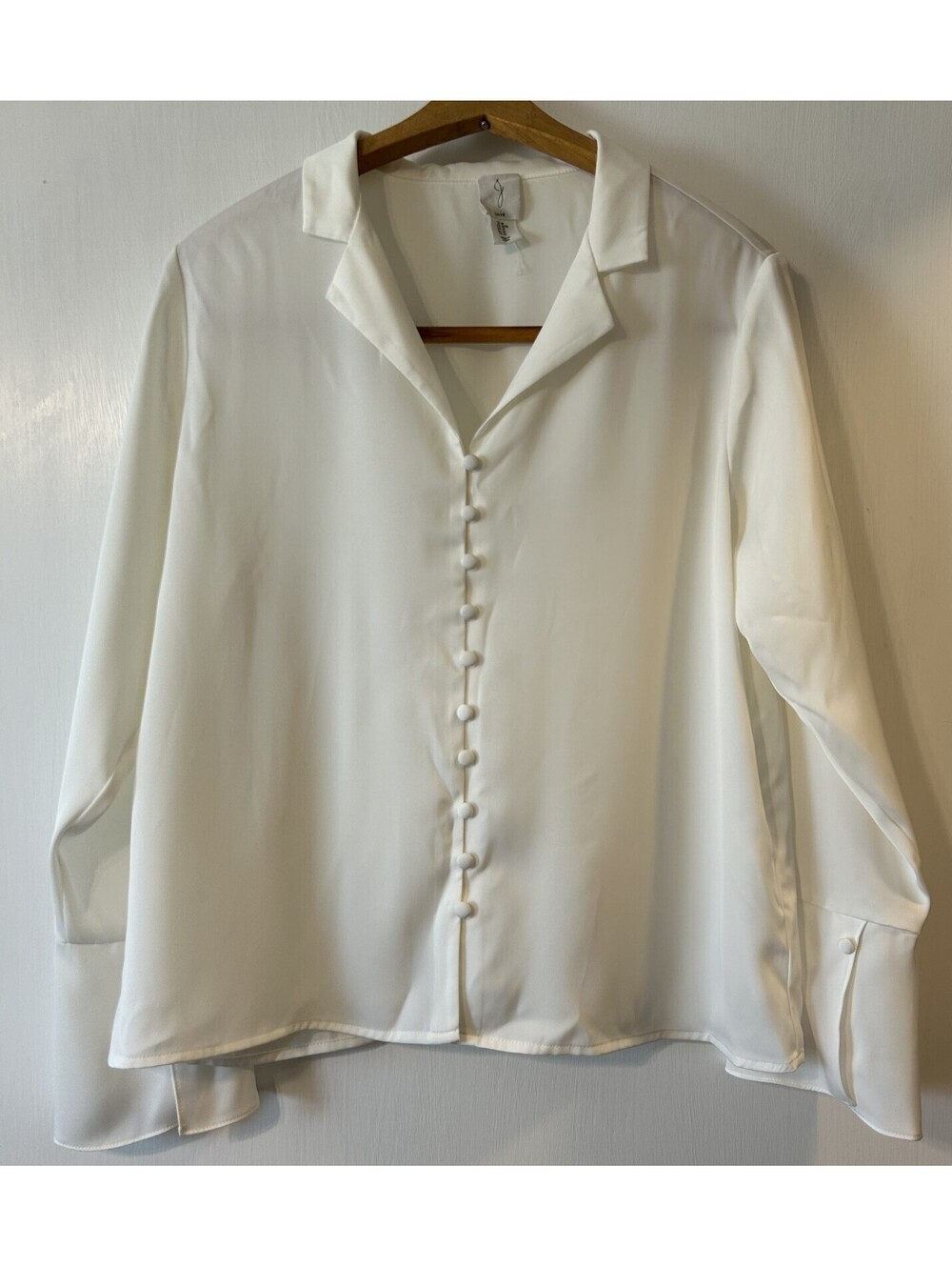 Joie Satin Blouse Cream Long Sleeve Button Up Shirt M Luxury Minimalist Feminin